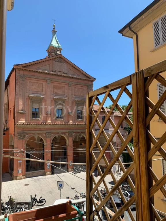 appartamento in affitto a Bologna in zona Santo Stefano
