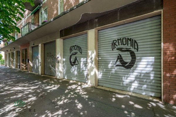 negozio in affitto a Bologna in zona Bolognina
