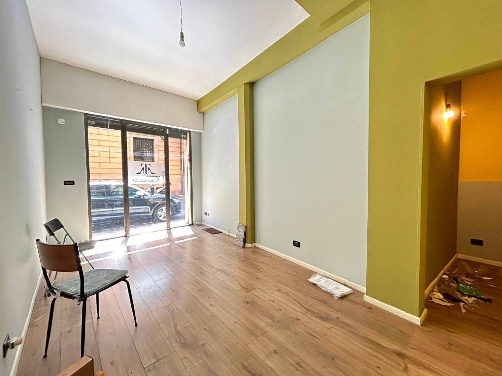 negozio in affitto a Bologna