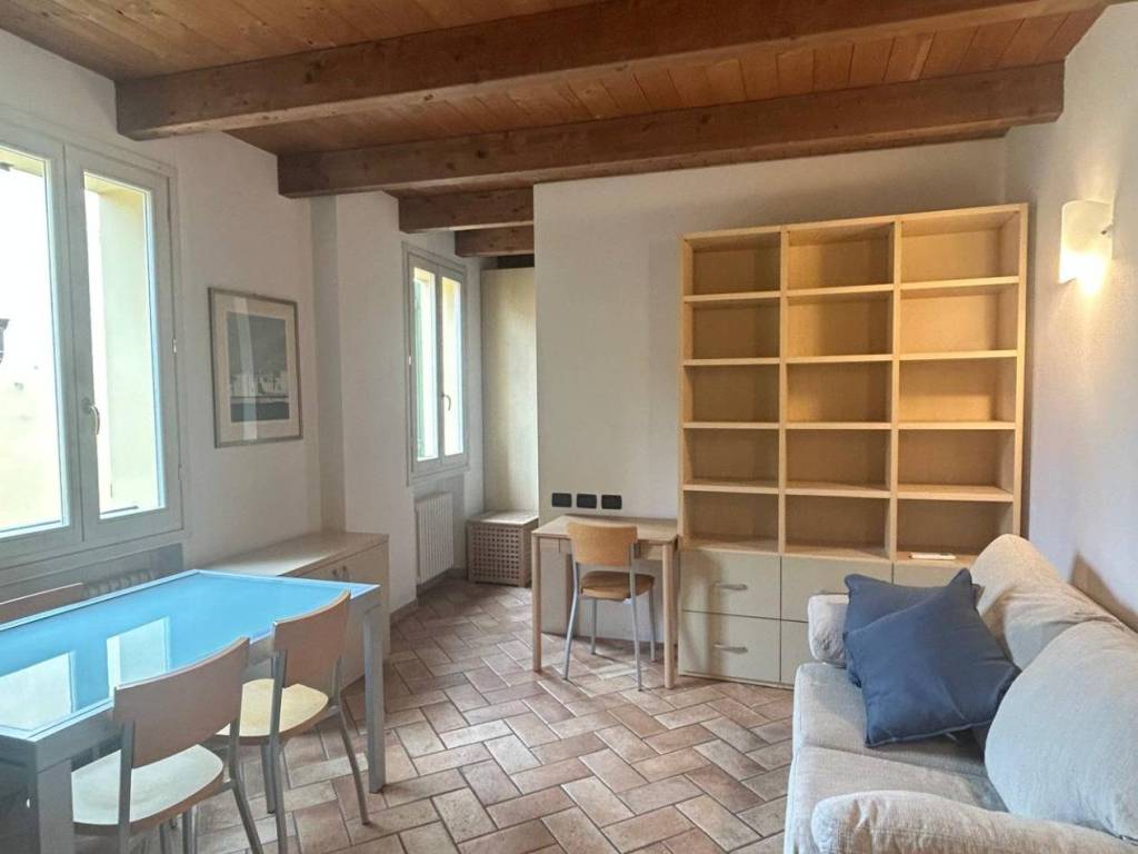 appartamento in affitto a Bologna in zona Santo Stefano
