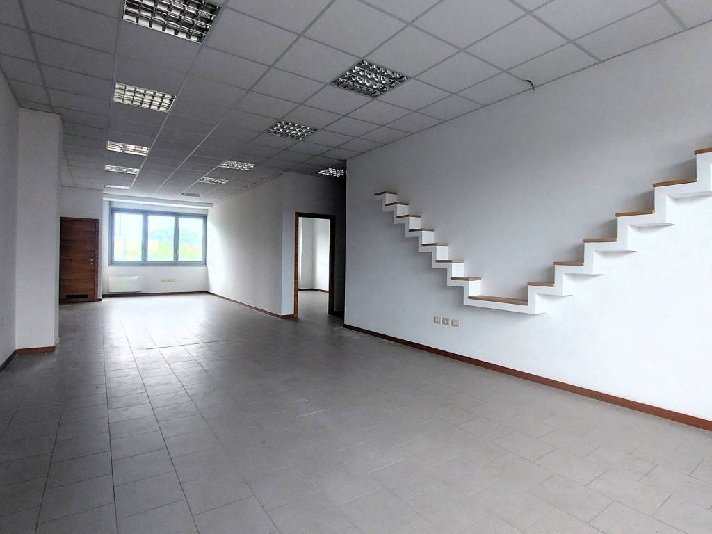 ufficio in affitto a Bologna in zona Savena