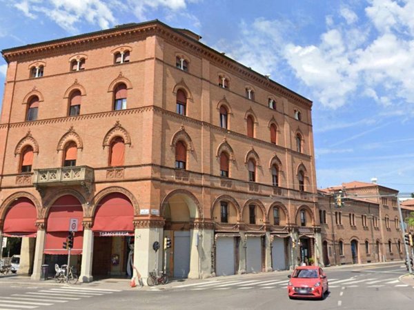 ufficio in affitto a Bologna in zona Saragozza