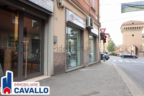 locale commerciale in affitto a Bologna in zona Santo Stefano
