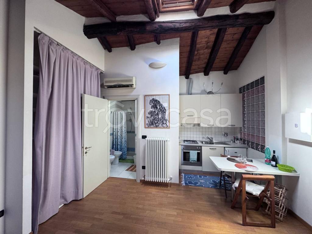 appartamento in affitto a Bologna in zona San Vitale