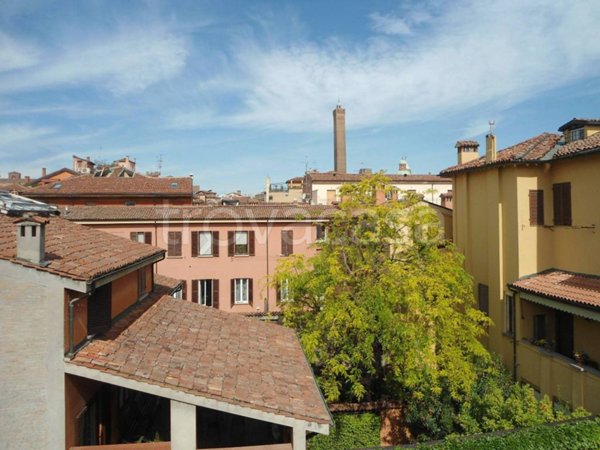 appartamento in affitto a Bologna in zona Santo Stefano