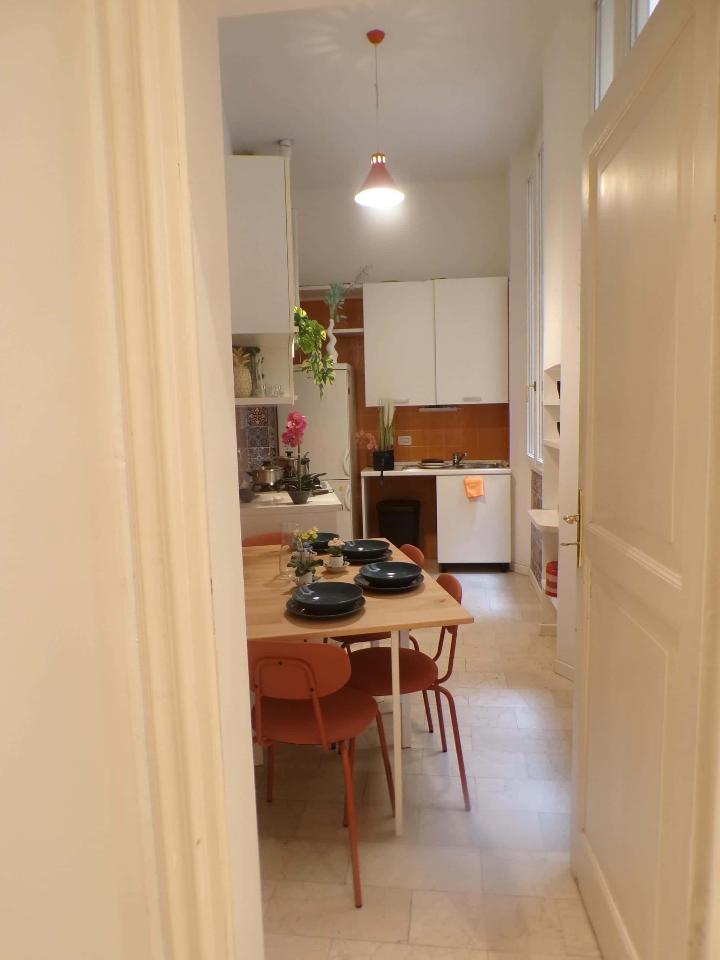 negozio in affitto a Bologna in zona Centro Storico