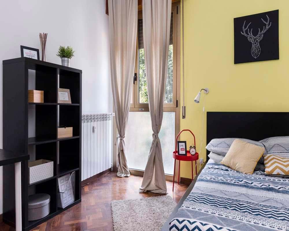 negozio in affitto a Bologna in zona Saragozza