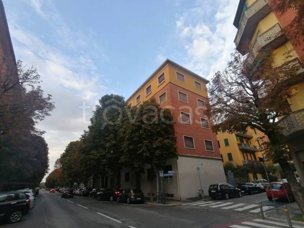 appartamento in affitto a Bologna in zona Saffi