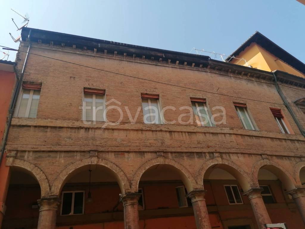 appartamento in affitto a Bologna in zona San Vitale