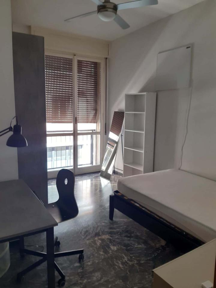 negozio in affitto a Bologna in zona Centro Storico
