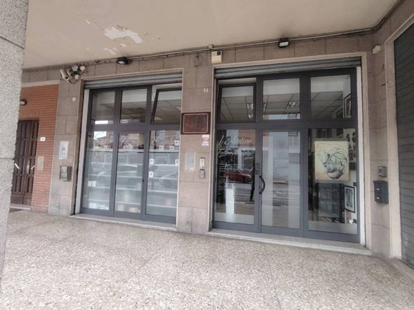 negozio in affitto a Bologna in zona Bolognina