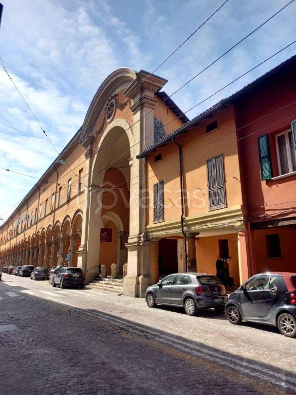 appartamento in affitto a Bologna in zona Santo Stefano