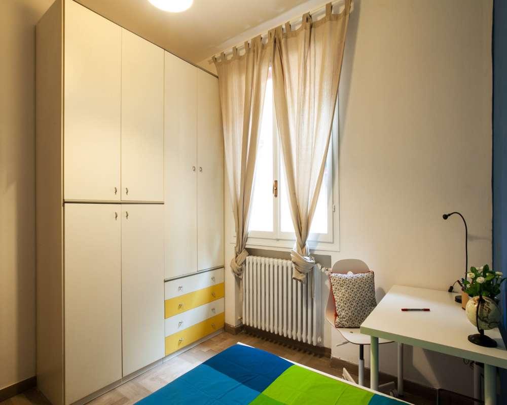 negozio in affitto a Bologna in zona Centro Storico