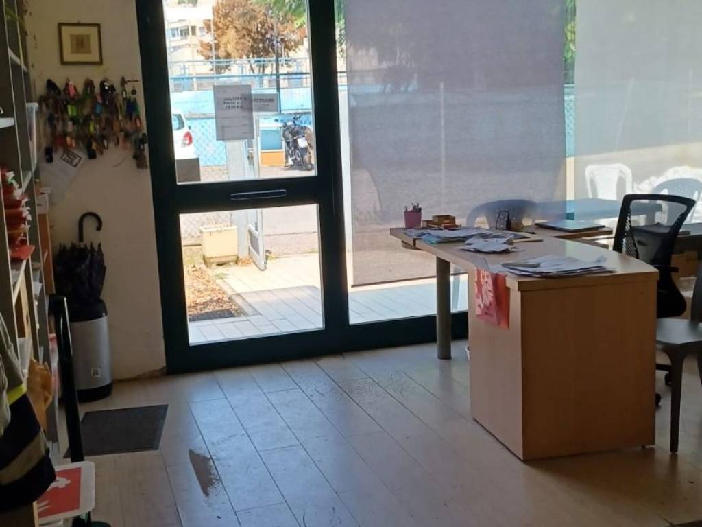 locale commerciale in affitto a Bologna in zona Borgo Panigale