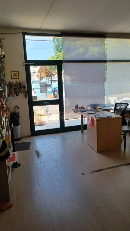 locale commerciale in affitto a Bologna in zona Borgo Panigale