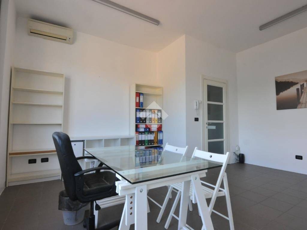 ufficio in affitto a Bologna in zona Savena