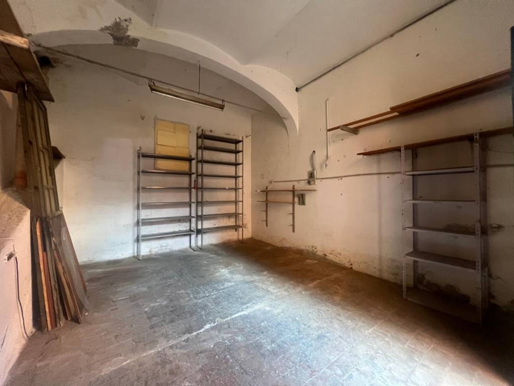 locale commerciale in affitto a Bologna in zona Pilastro