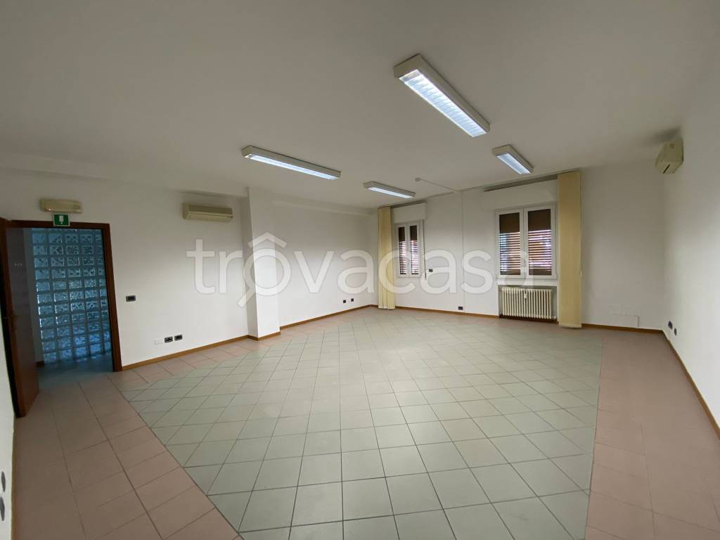 ufficio in affitto a Bologna in zona Saragozza