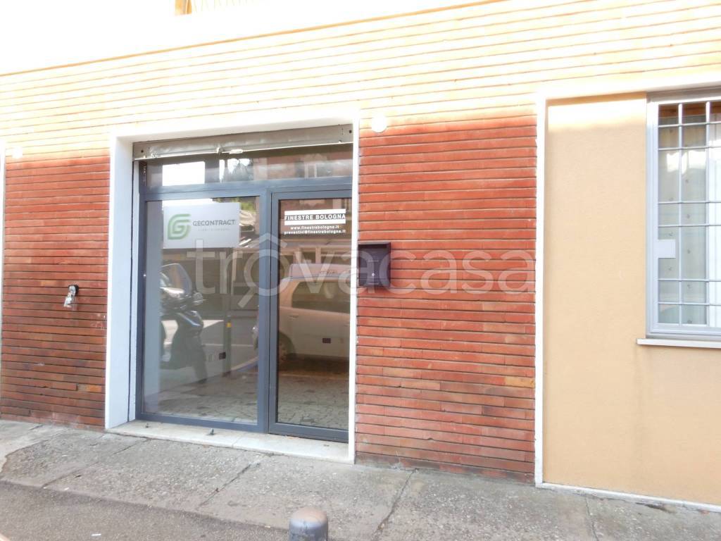 negozio in affitto a Bologna in zona Corticella