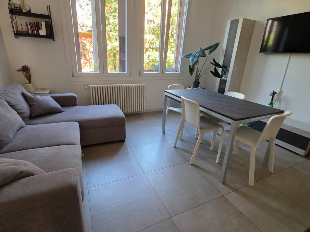 appartamento in affitto a Bologna in zona Saffi
