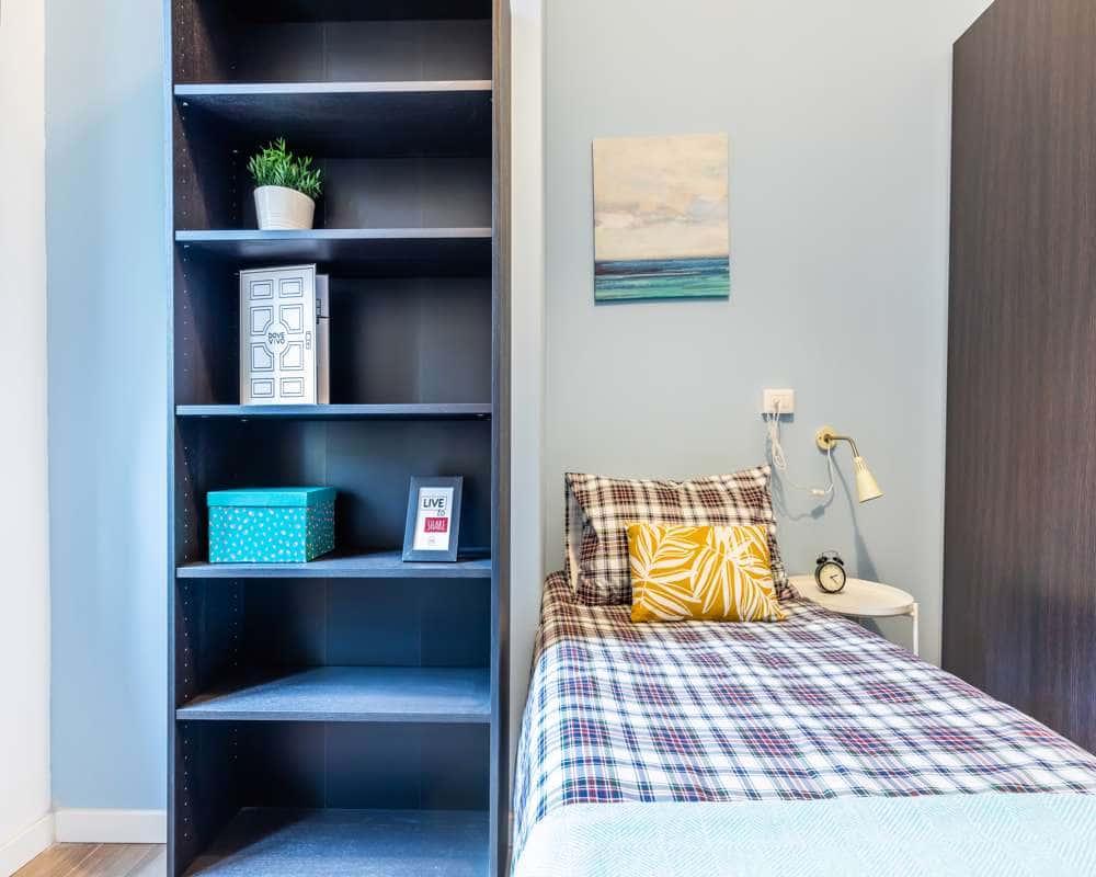 negozio in affitto a Bologna in zona Murri