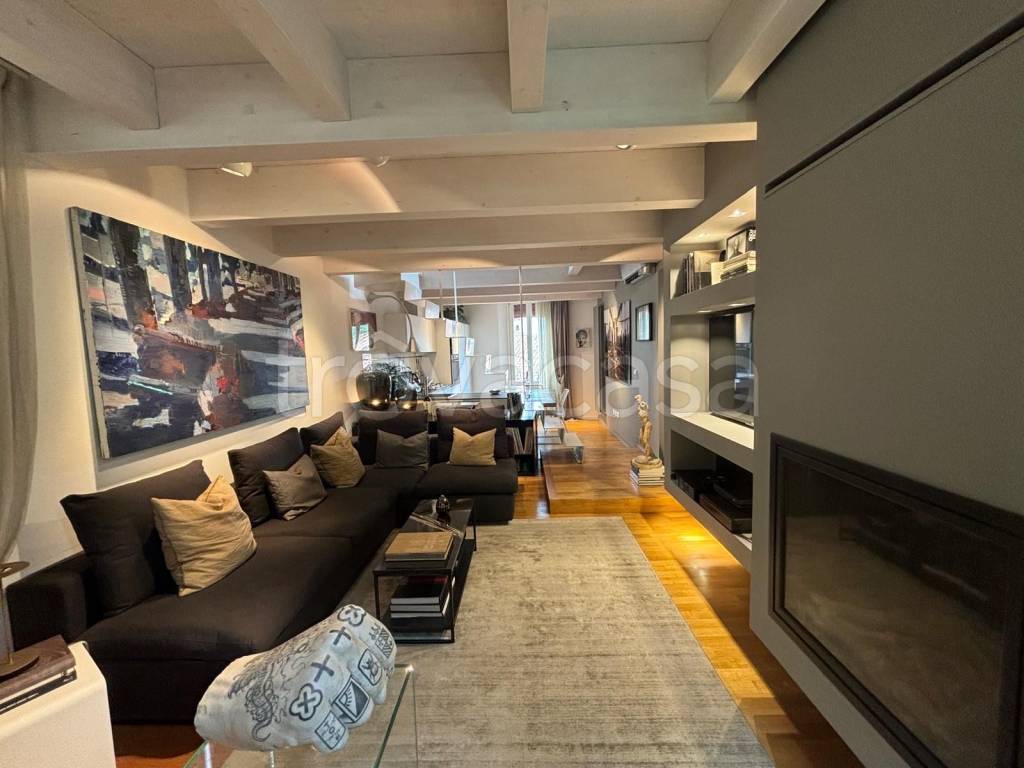 appartamento in affitto a Bologna in zona Santo Stefano