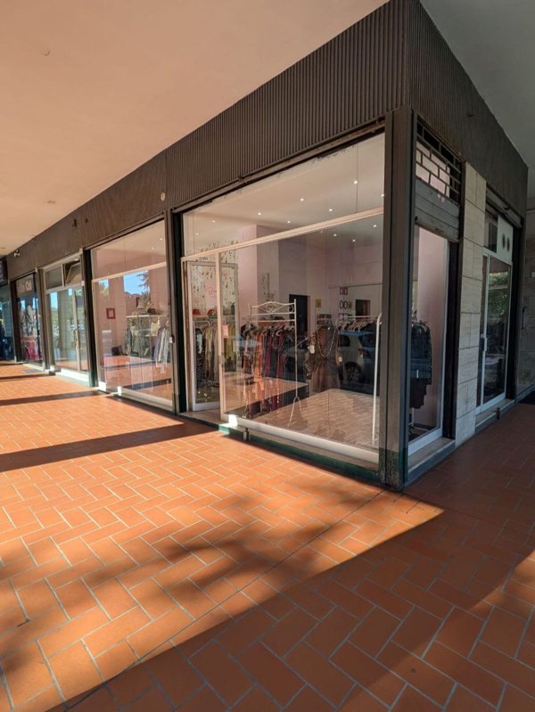 locale commerciale in affitto a Bologna in zona Borgo Panigale