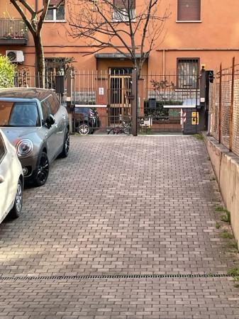 negozio in affitto a Bologna in zona Savena