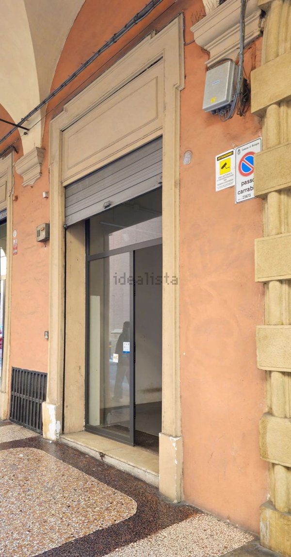 negozio in affitto a Bologna in zona Centro Storico