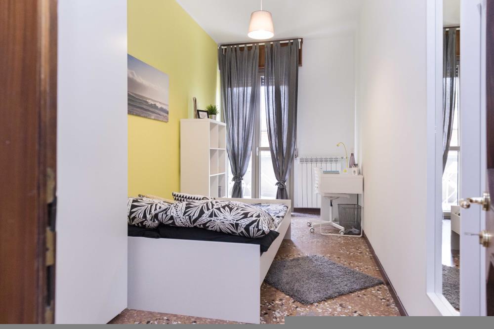 negozio in affitto a Bologna in zona Murri