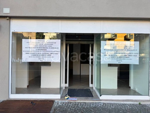 negozio in affitto a Bologna in zona Savena