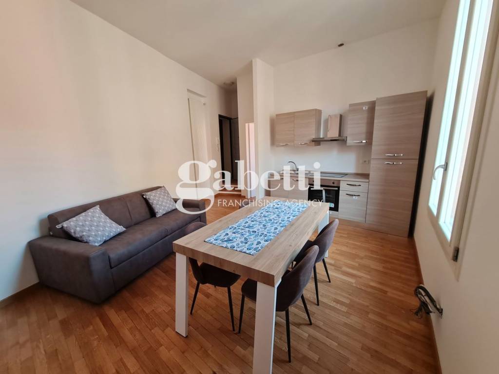 appartamento in affitto a Bologna in zona Santo Stefano