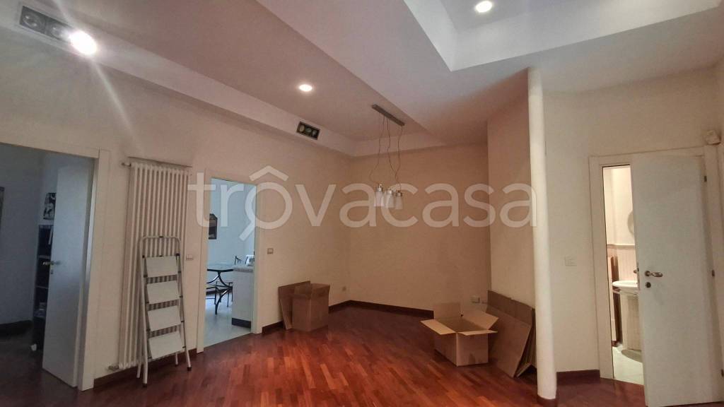 appartamento in affitto a Bologna in zona Santo Stefano