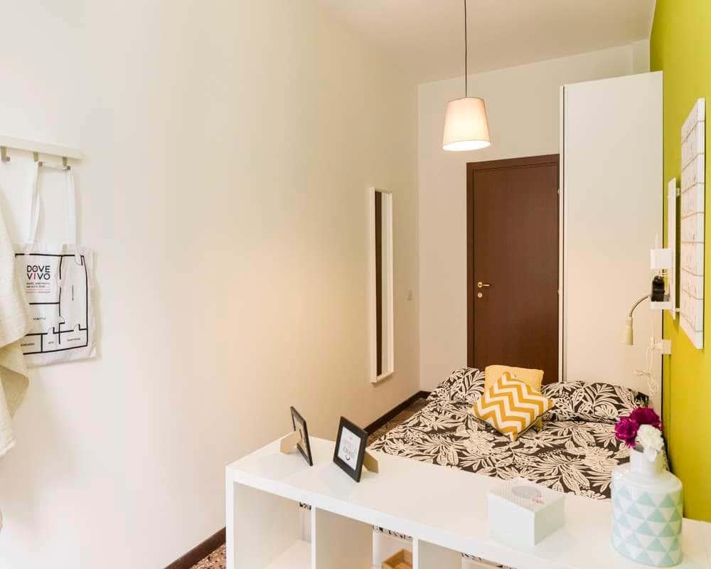 negozio in affitto a Bologna in zona Saragozza