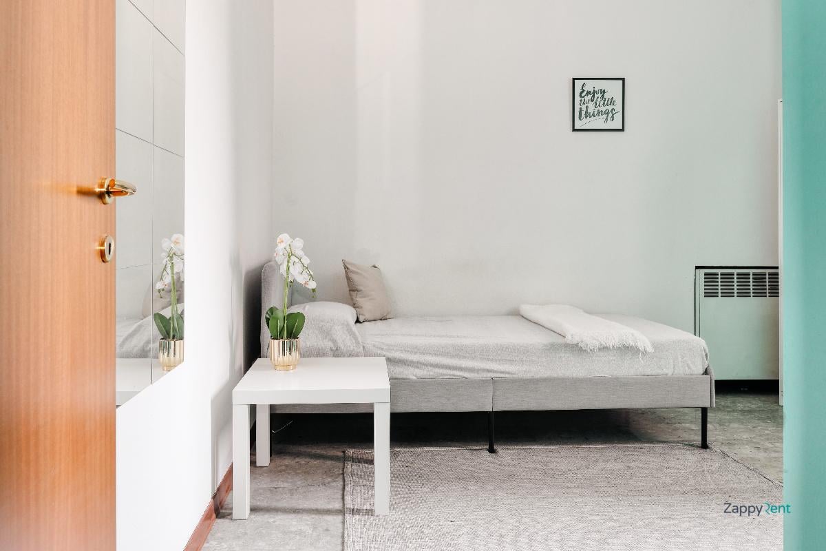 negozio in affitto a Bologna in zona Murri