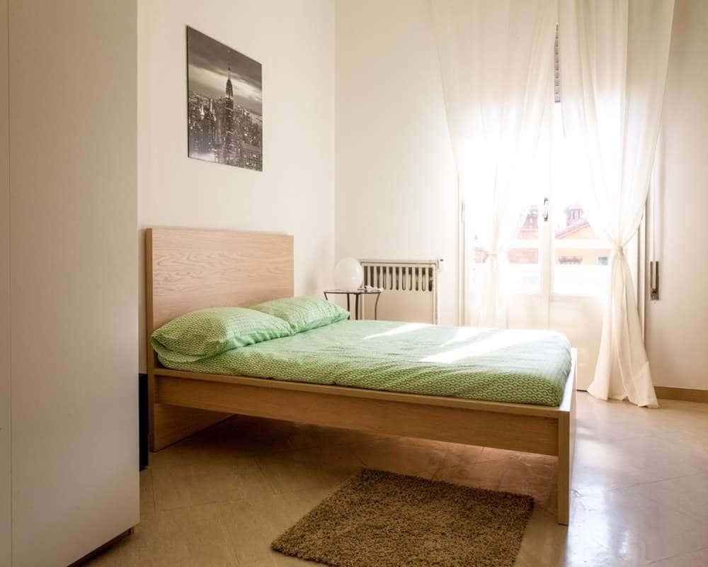 negozio in affitto a Bologna in zona Centro Storico