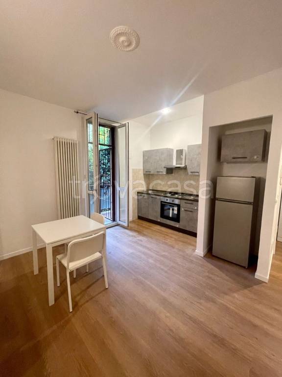 appartamento in affitto a Bologna in zona Saffi