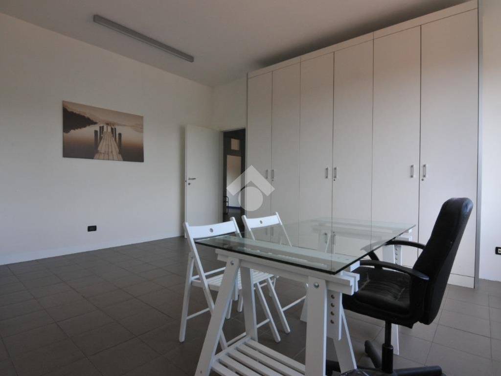 ufficio in affitto a Bologna in zona Savena