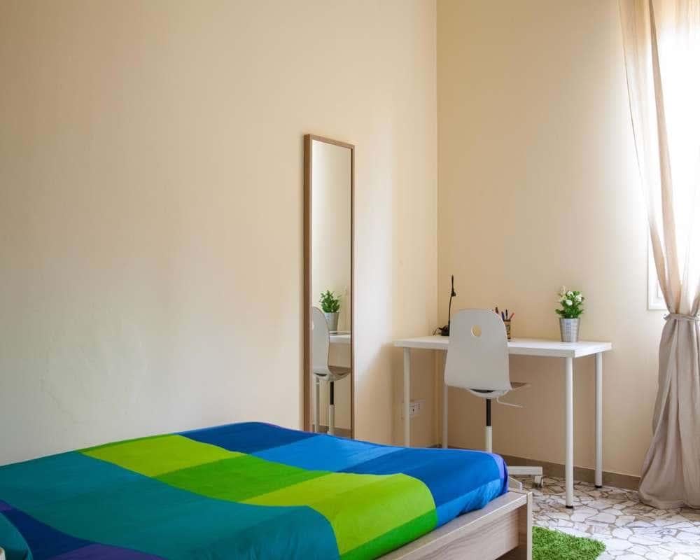 negozio in affitto a Bologna in zona Centro Storico