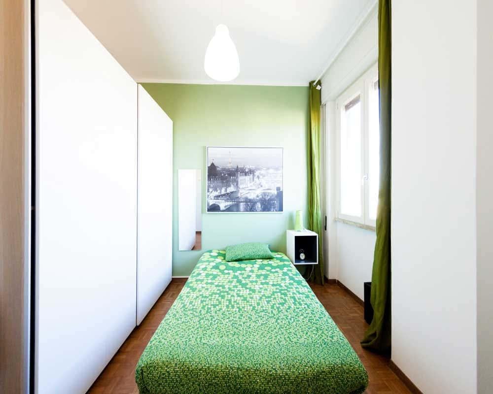 negozio in affitto a Bologna in zona Murri