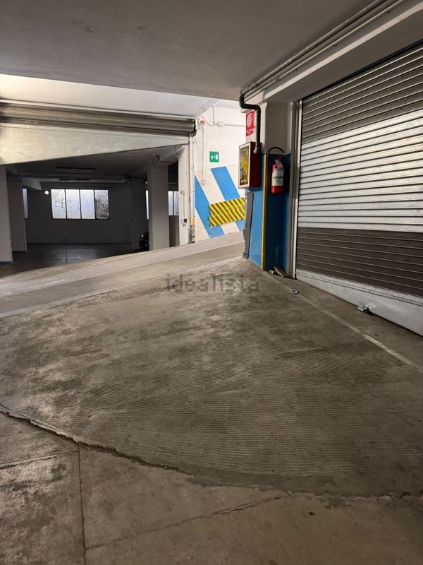 negozio in affitto a Bologna in zona Centro Storico