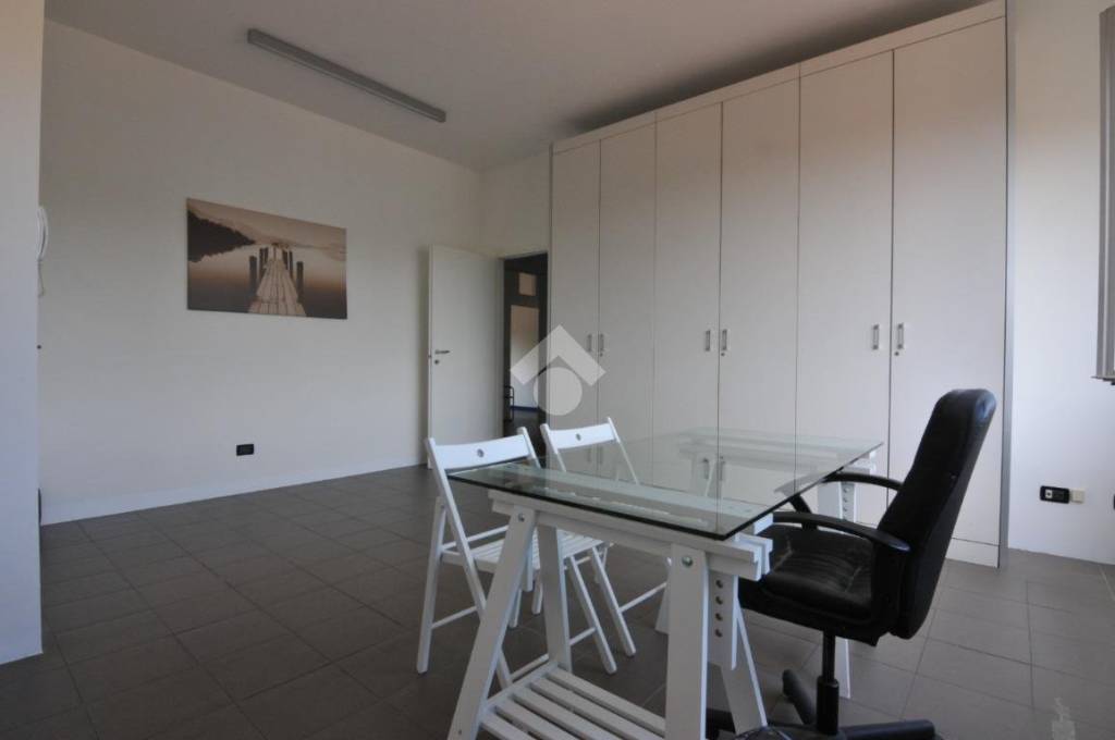 ufficio in affitto a Bologna in zona Savena