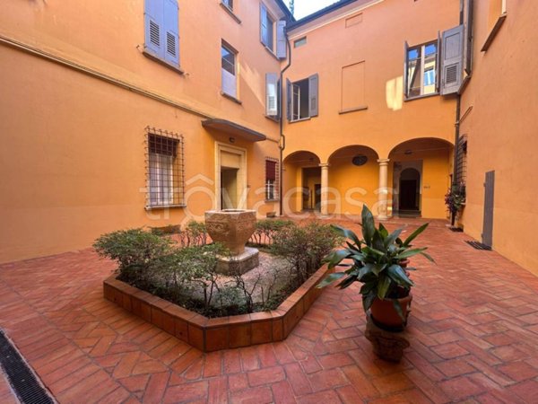 appartamento in affitto a Bologna in zona Santo Stefano
