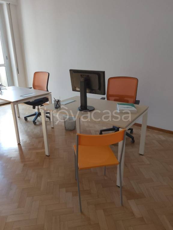 ufficio in affitto a Bologna in zona Quartiere Porto