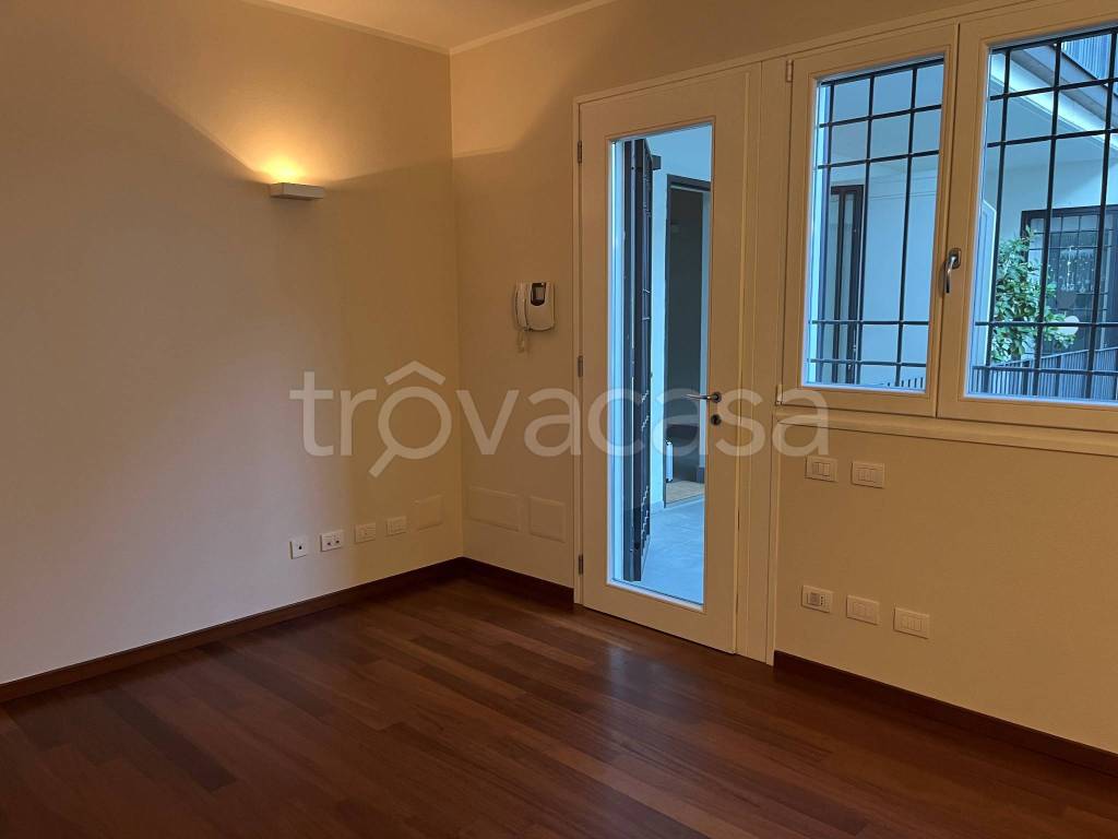 appartamento in affitto a Bologna in zona Santo Stefano