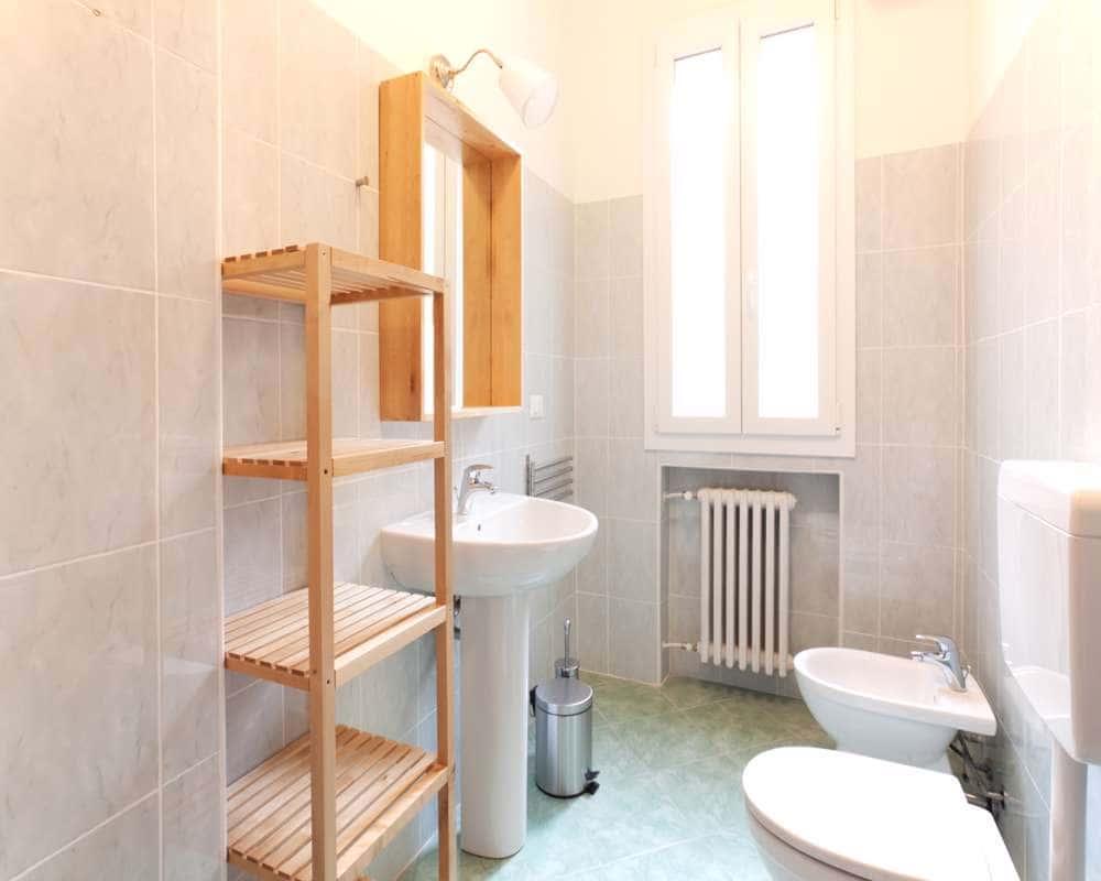 negozio in affitto a Bologna in zona Centro Storico