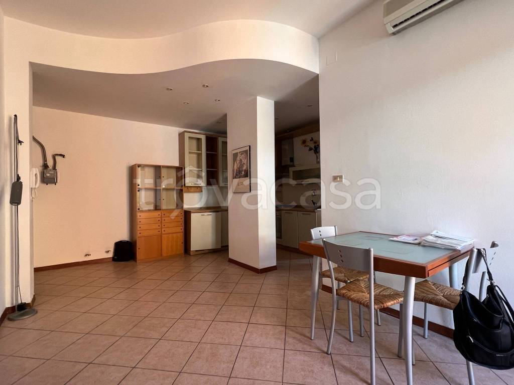 appartamento in affitto a Bologna in zona Saffi