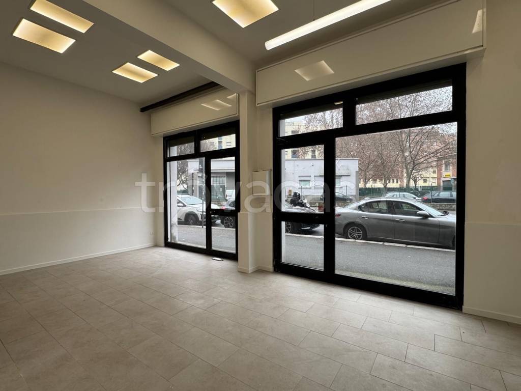 negozio in affitto a Bologna in zona San Donato