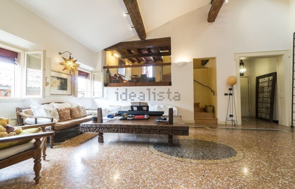 appartamento in affitto a Bologna in zona Santo Stefano