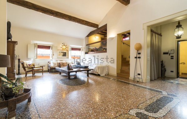 appartamento in affitto a Bologna in zona Santo Stefano